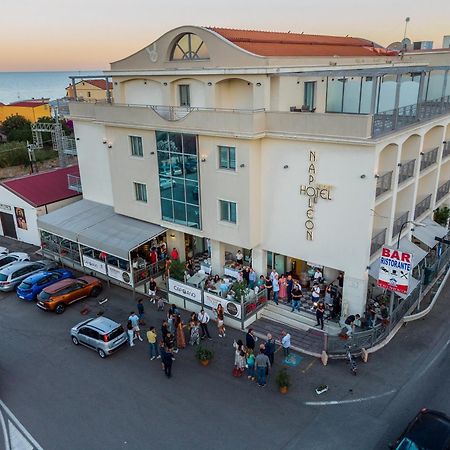 Hotel Napoleon Torre Melissa Exterior photo