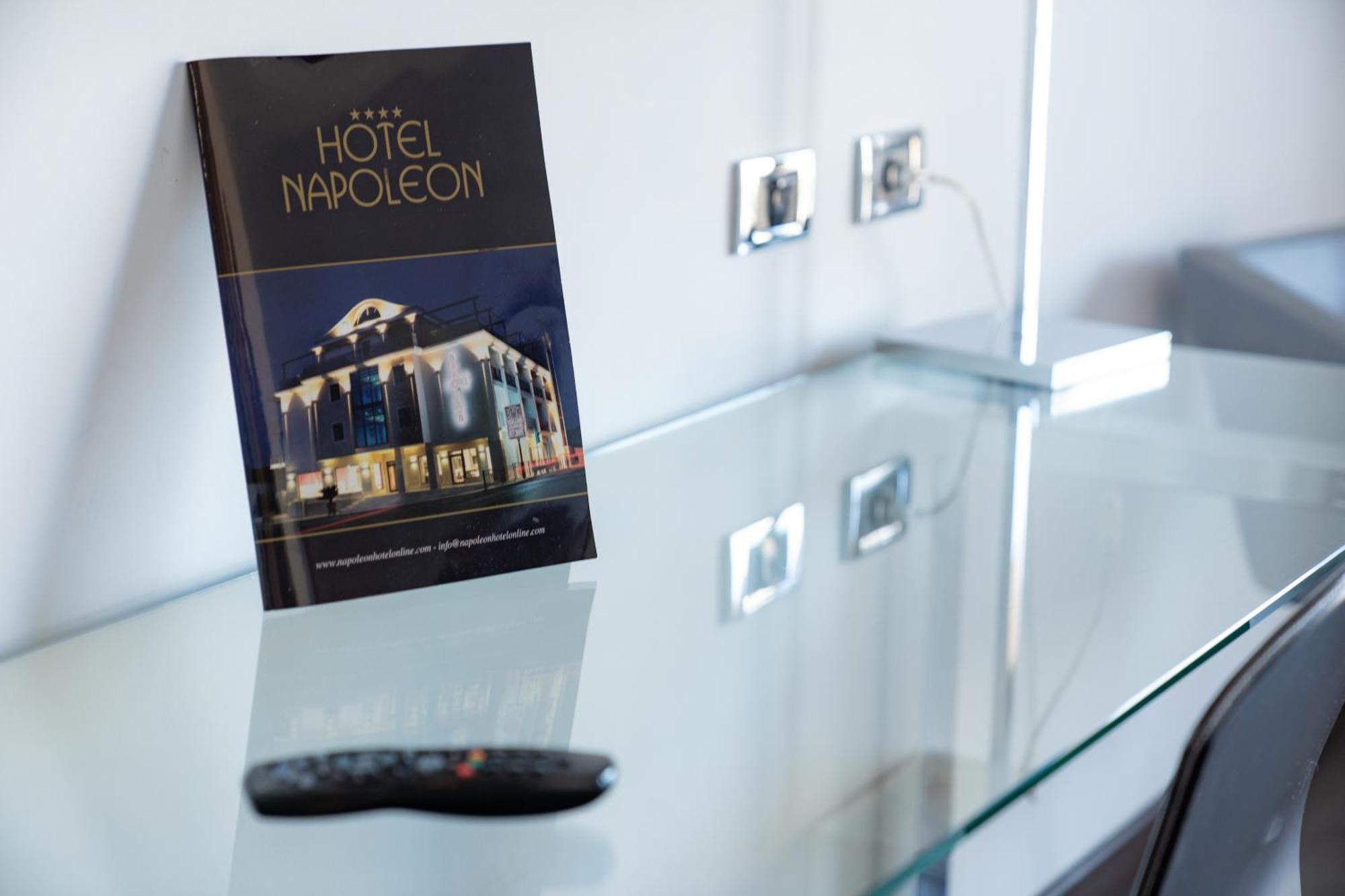 Hotel Napoleon Torre Melissa Exterior photo